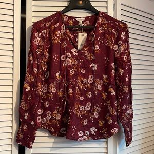 Women’s Lucky Brand top